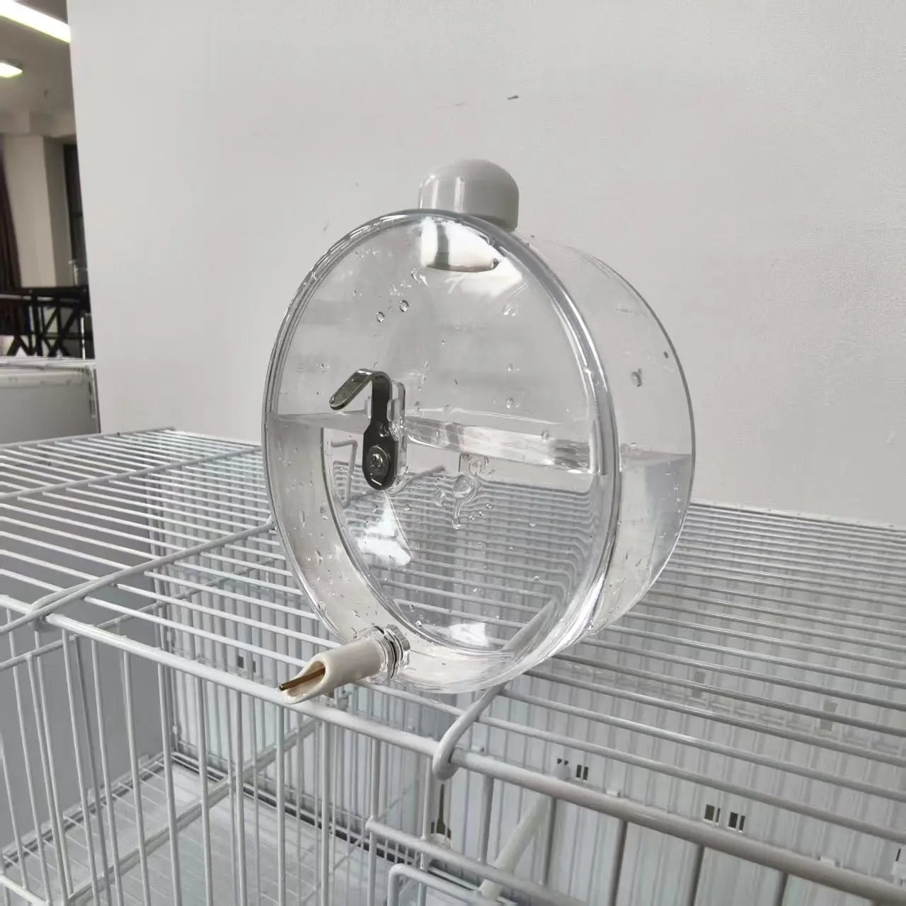 parrot pin valve water drinker, space capsule design, instant water no leak, large capacity automatic bird water bottle, nozzle water feeder, animal bird feeder